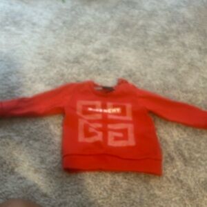 In great condition red and while